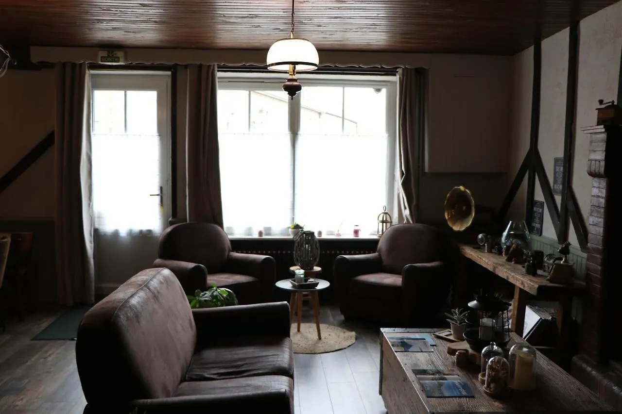 Au Detour Du Mont Chambres D'Hotes Roz-sur-Couesnon Couette-café