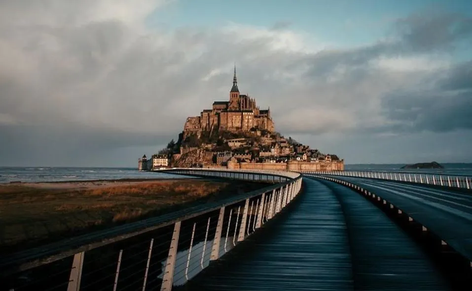 Au Detour Du Mont Chambres D'Hotes Roz-sur-Couesnon France